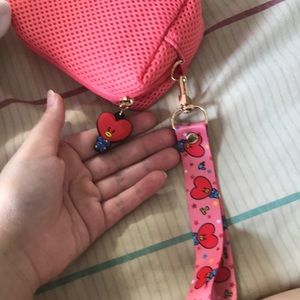 BT21 Tata Small Coin Purse